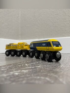 Maxim Wooden Train Set - Yellow